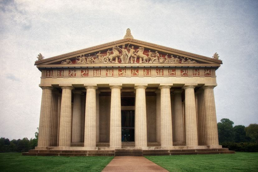 Aligning the spine with the door&nbsp;frame